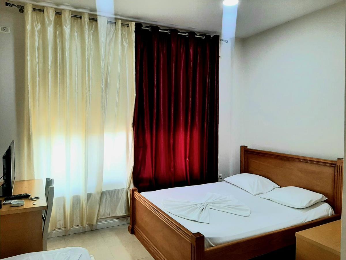 Hotel Vila Giorgio Shkodra Exterior foto