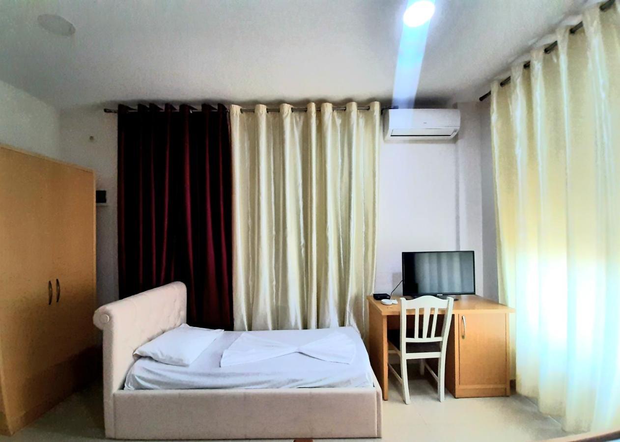 Hotel Vila Giorgio Shkodra Exterior foto