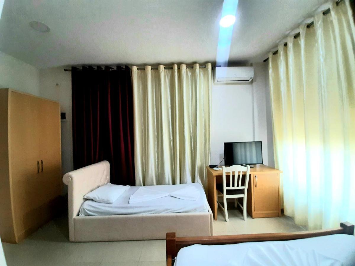 Hotel Vila Giorgio Shkodra Exterior foto
