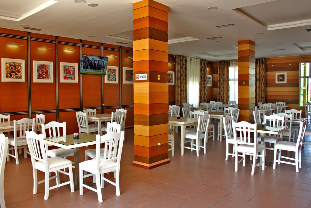 Hotel Vila Giorgio Shkodra Exterior foto